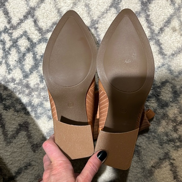 Brown Boots - Picture 4 of 6